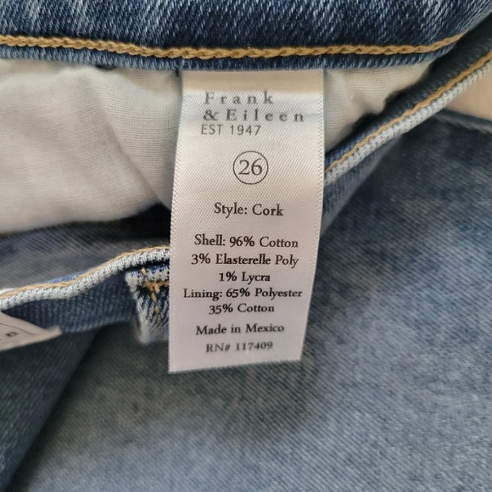 Frank & Eileen Cork‎ Jeans Size 26 Blue Straight Crop Raw Hem Denim